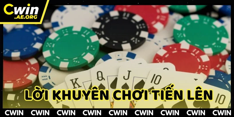 Bình tĩnh ghi nhớ các lá bài để sắp xếp chiến thuật đánh hợp lý